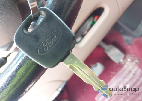 1999 Ford F-150 Lariat/Xl/Xlt z USA, uszkodzony, nr VIN 2FTRX18L7XCA86031